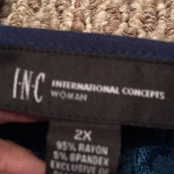 EUC,DANA BUCHMAN,LINED LINEN SLACKS,INC CAMISOLE,CROPPED BLAZER,BUTTONS ON CUFFS - Picture 3 of 13